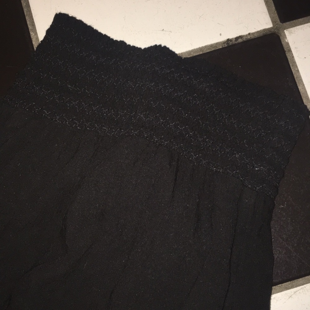 Wide leg flow-y pants. size XL